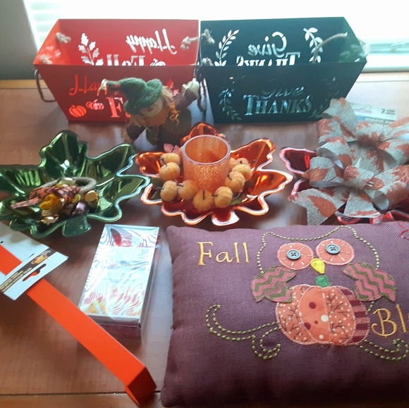 Fall Decoration Accent Bundle 13 Piece - Picture 1 of 7